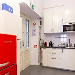 R61 Rakoczi Apartment