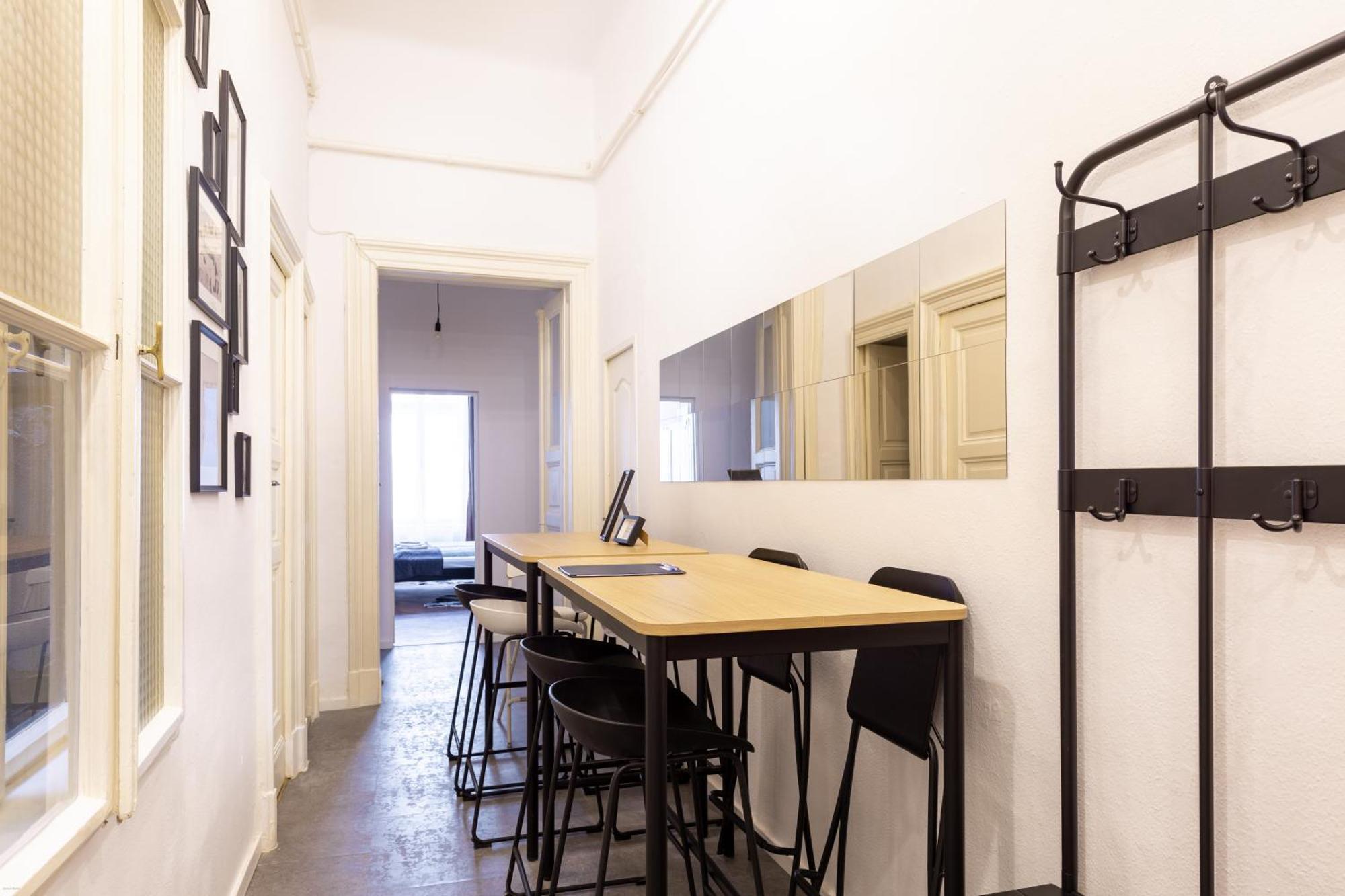 R61 Rakoczi Apartment